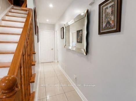 5 Collingsbrook Boulevard - Image 3