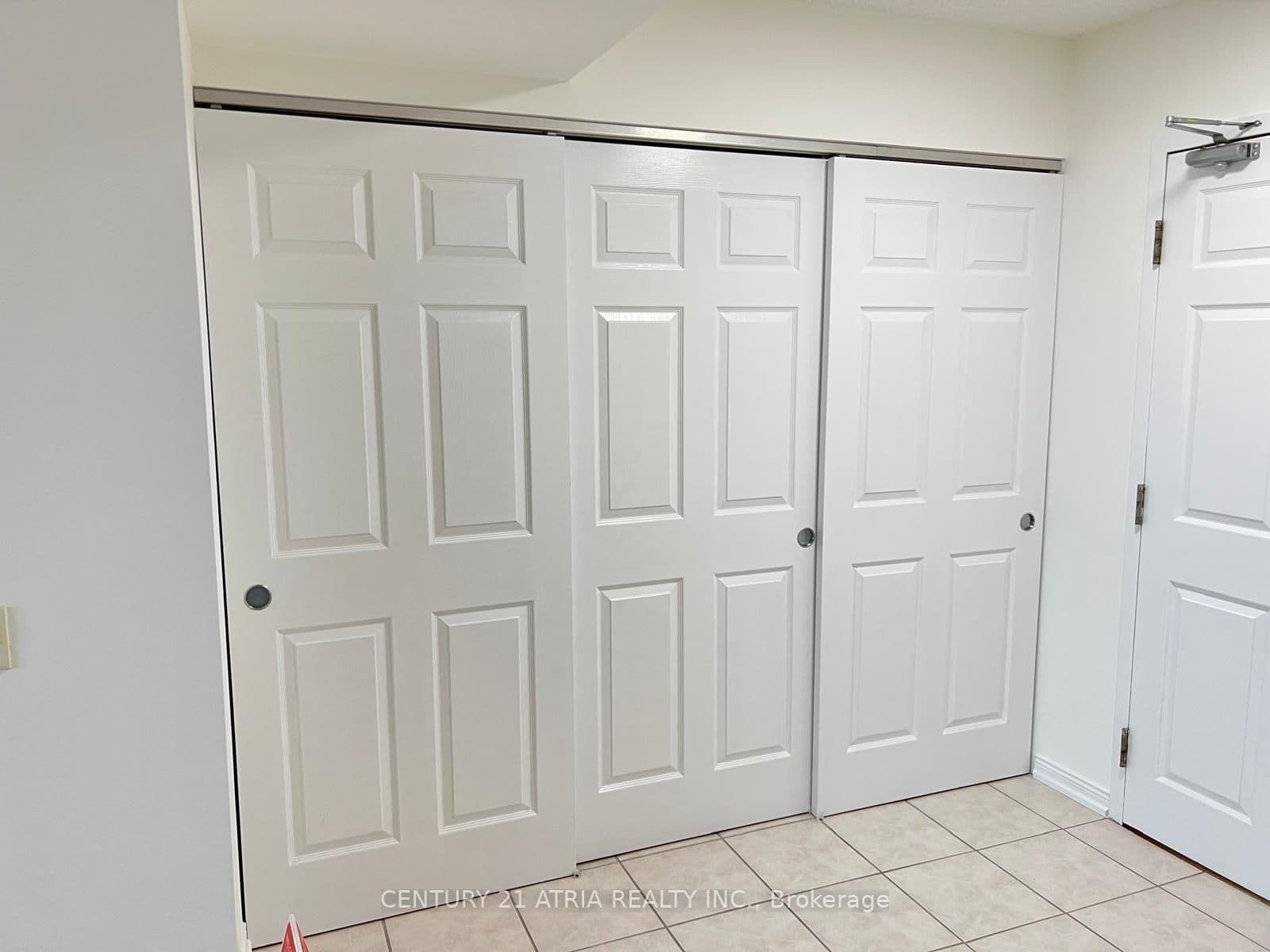 2800 Warden Avenue, Unit 904 - Image 4