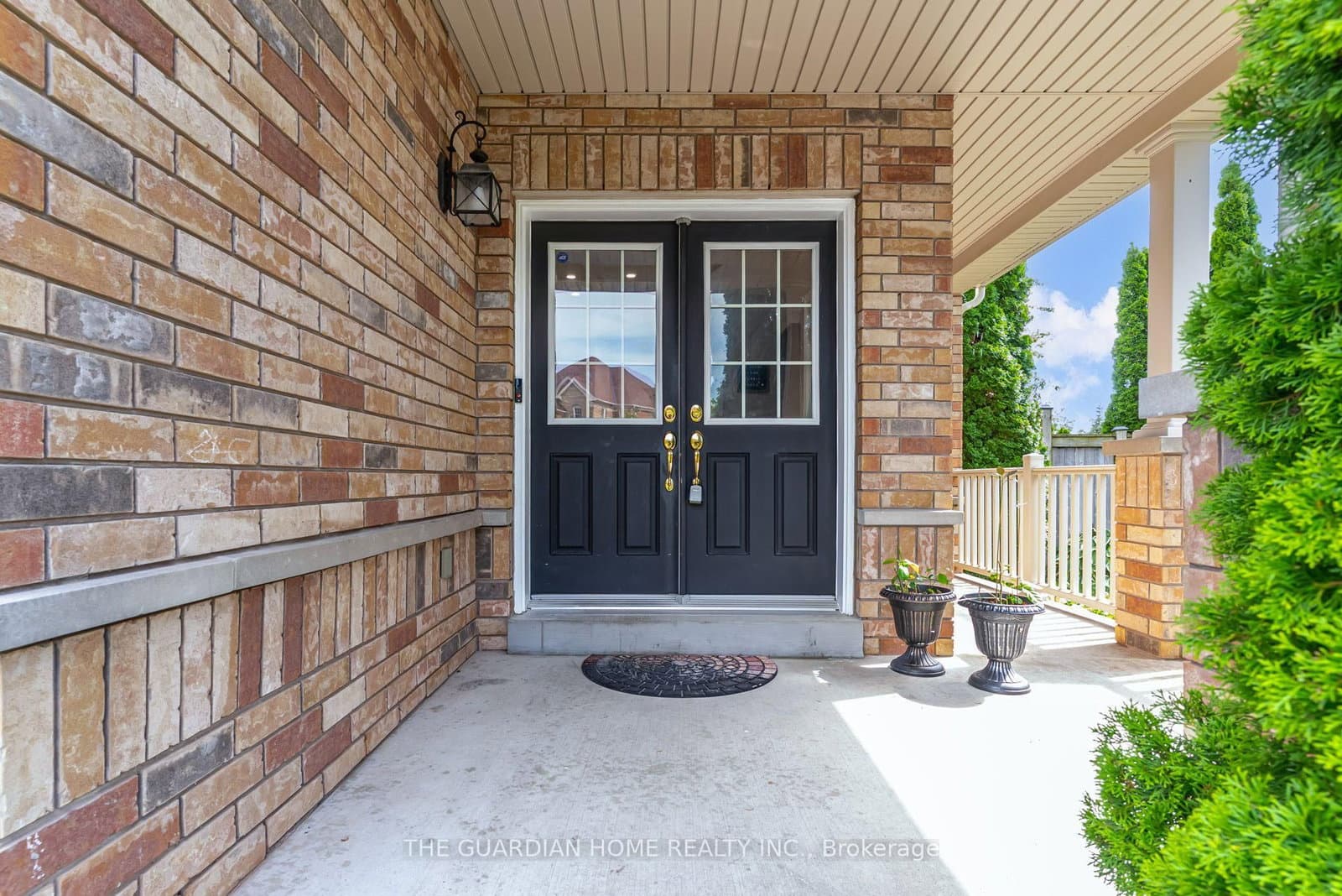 1214 Harlstone Crescent - Image 2