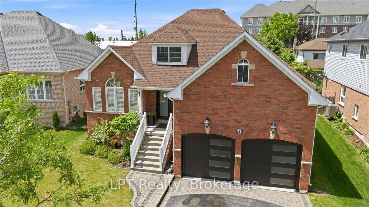 71 Laprade Square - Image 2