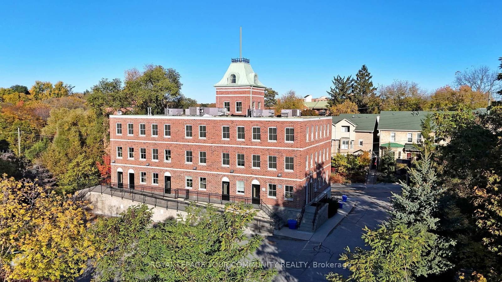121 Robinson Street - Image 2