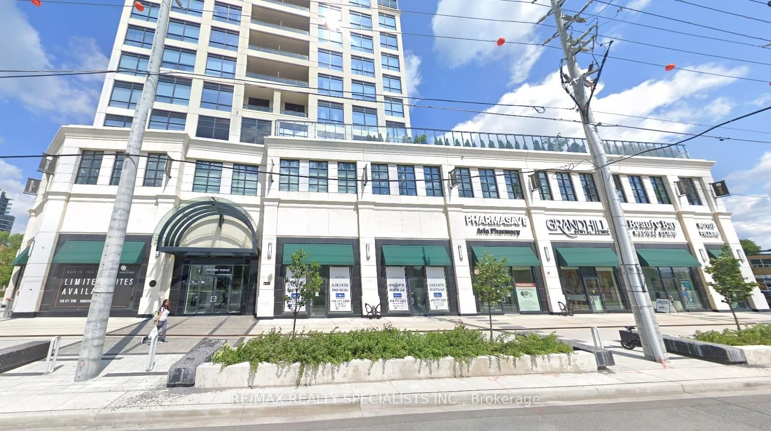 7097 Yonge Street, Unit 1 - Image 1