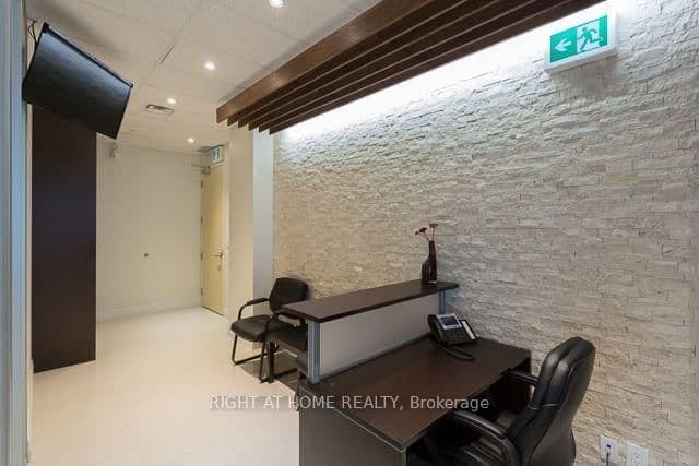 7191 Yonge Street, Unit 509 - Image 2