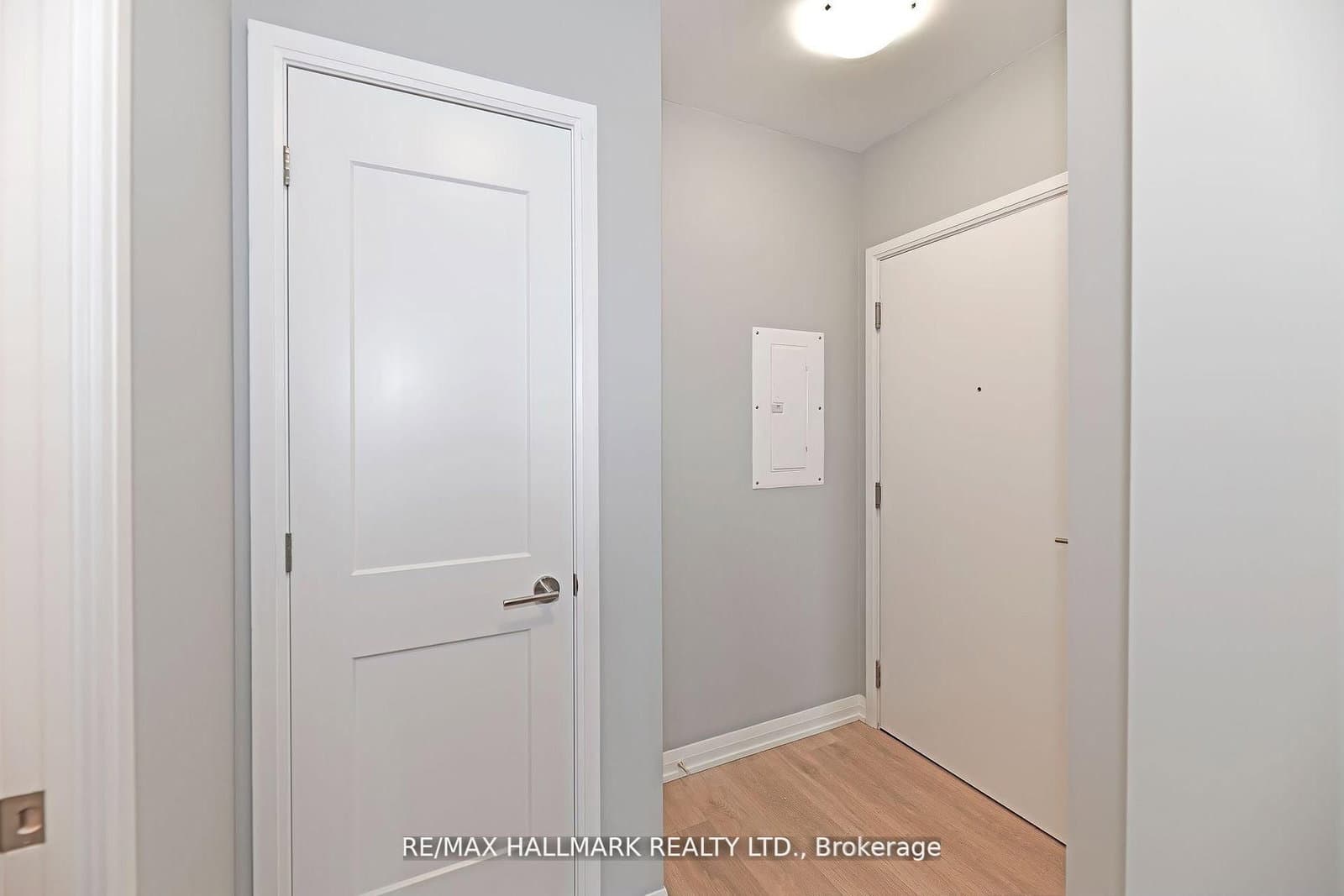 7895 Jane Street, Unit 906 - Image 2