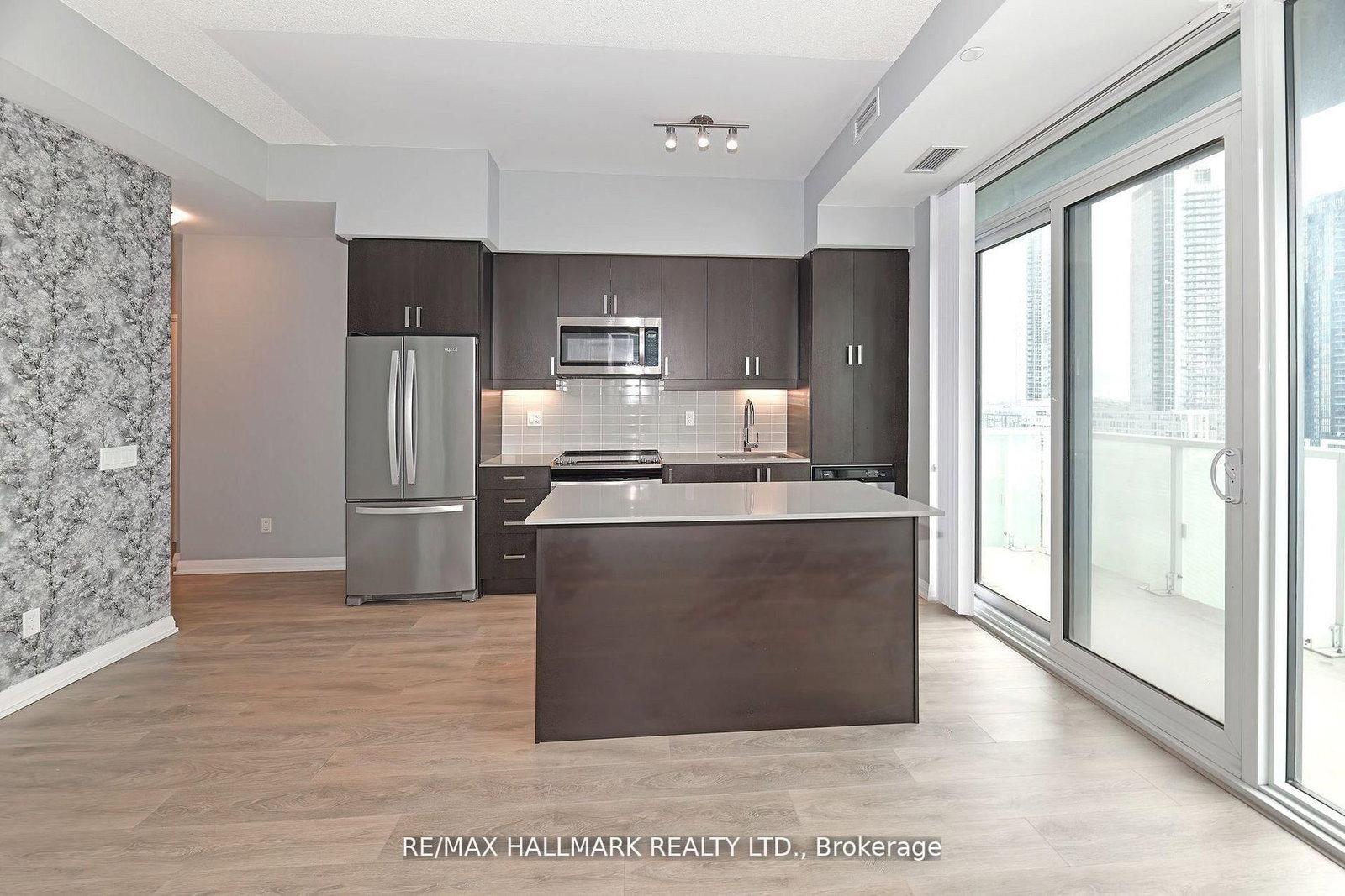 7895 Jane Street, Unit 906 - Image 4
