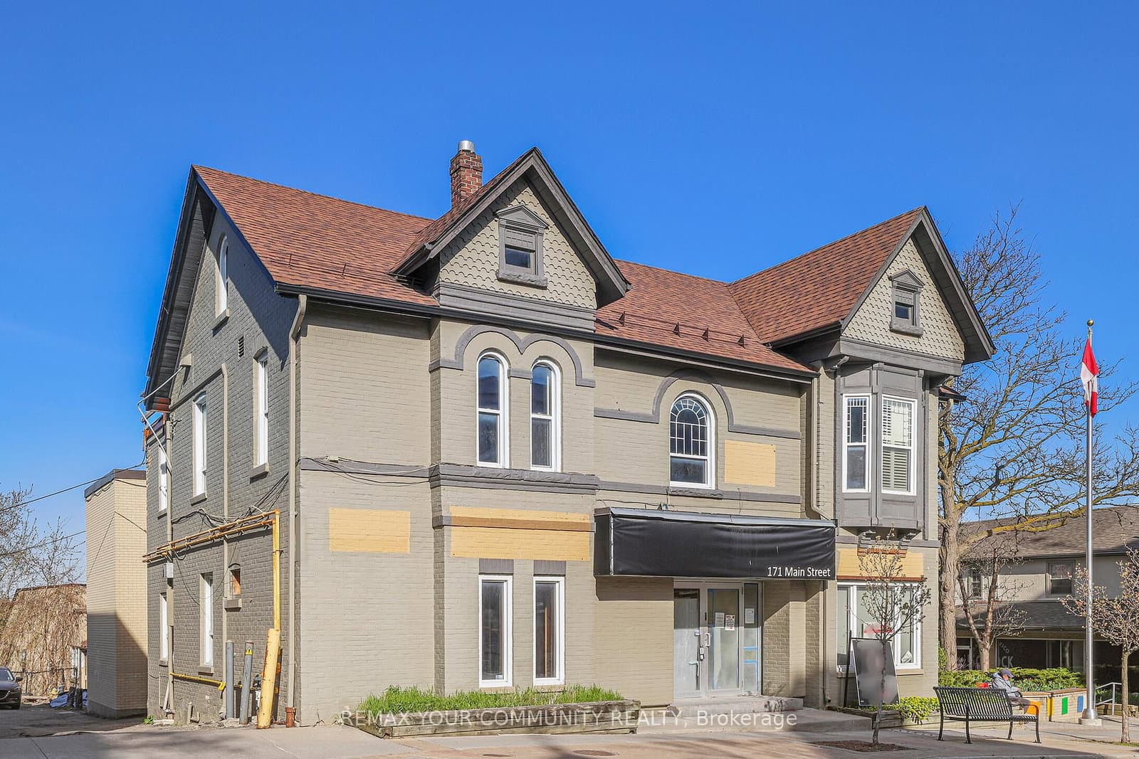 171 Main Street S - Image 2
