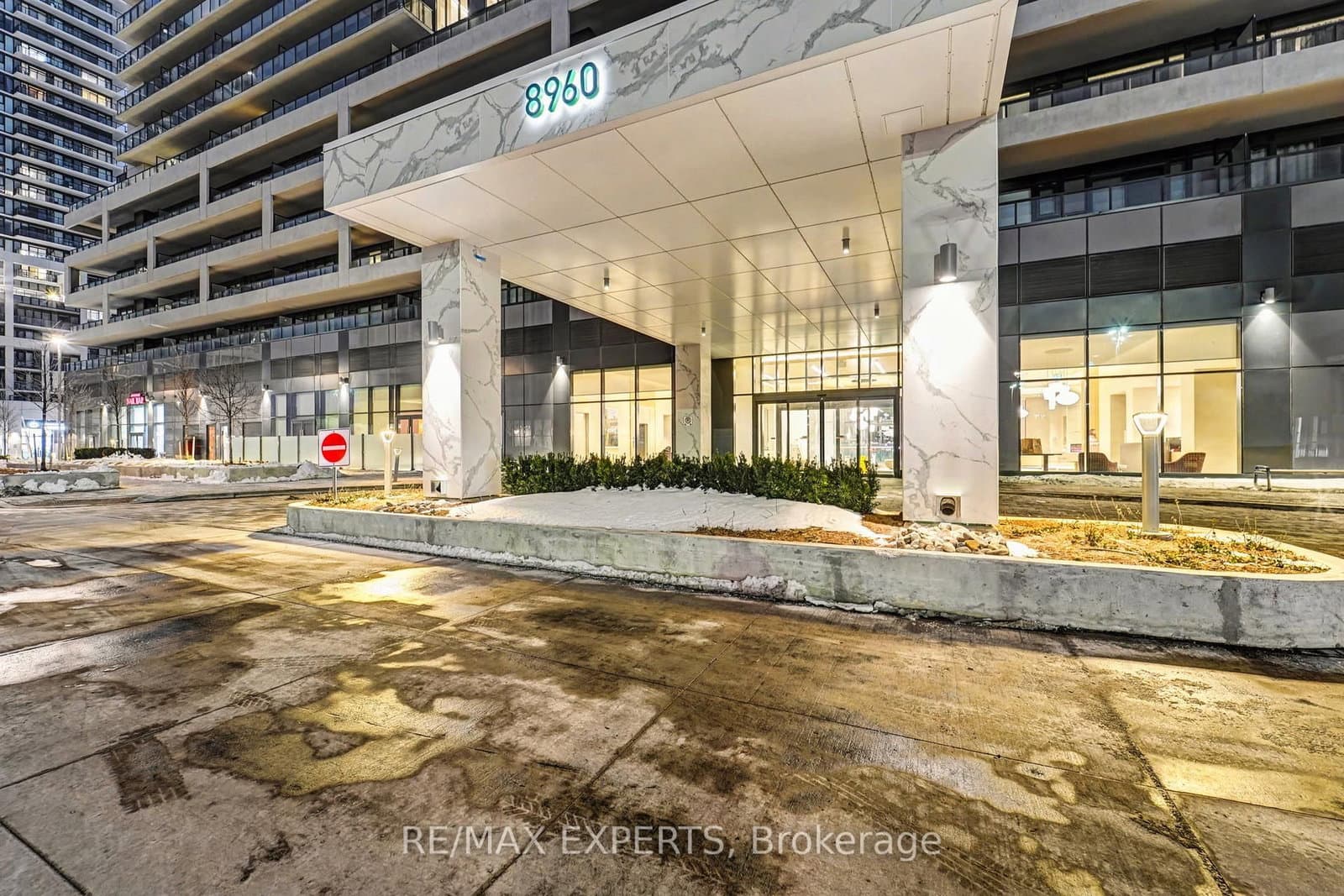 8960 Jane Street, Unit 421 - Image 2
