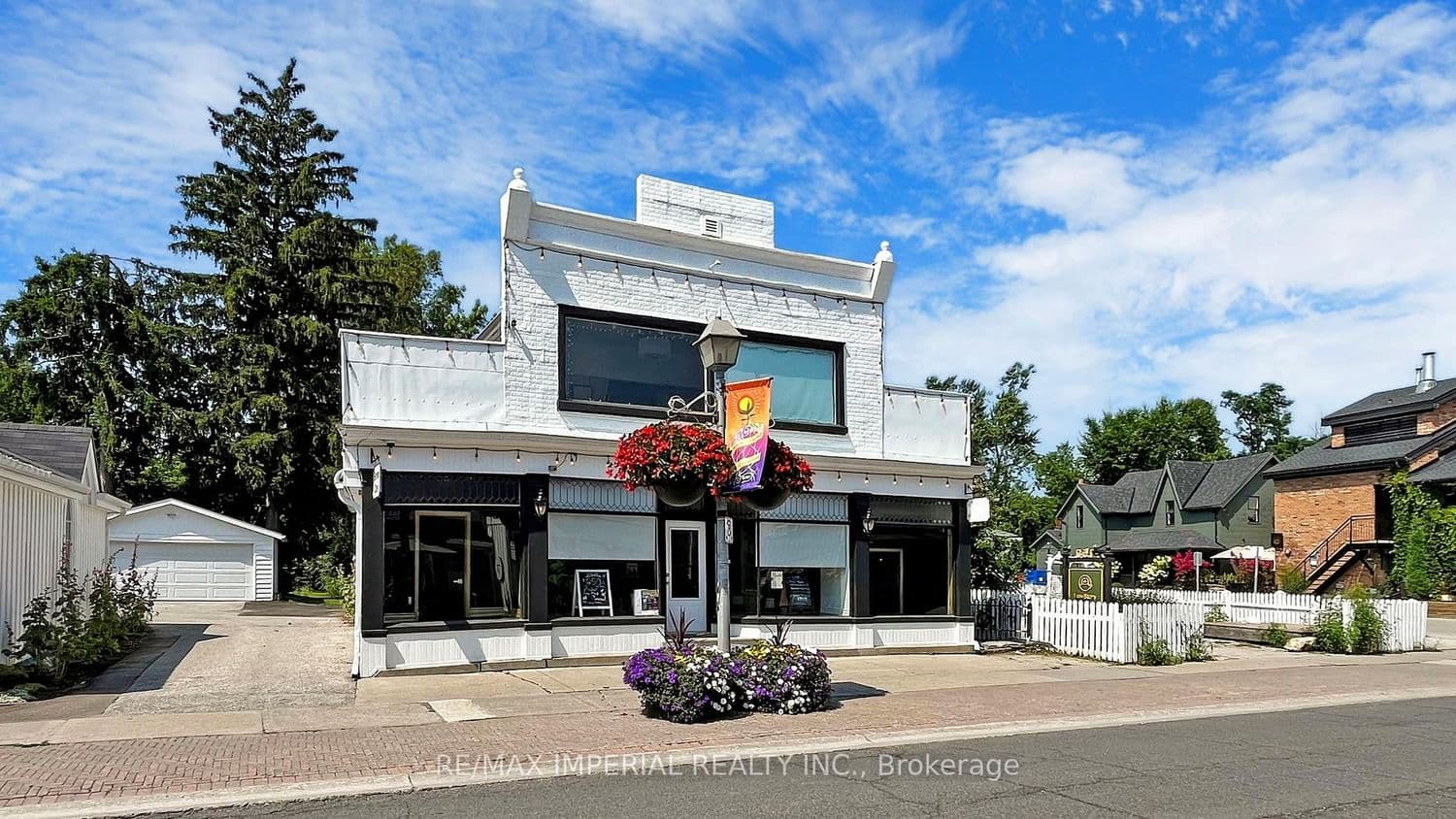 156 Main St Unionville - Image 3