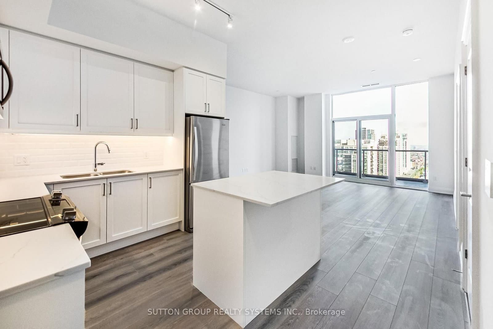 10 Gatineau Drive, Unit 1704 - Image 4