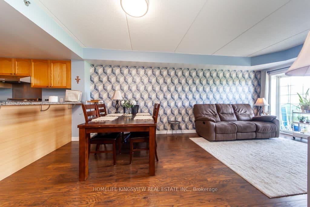 7428 Markham Road, Unit 301 - Image 6