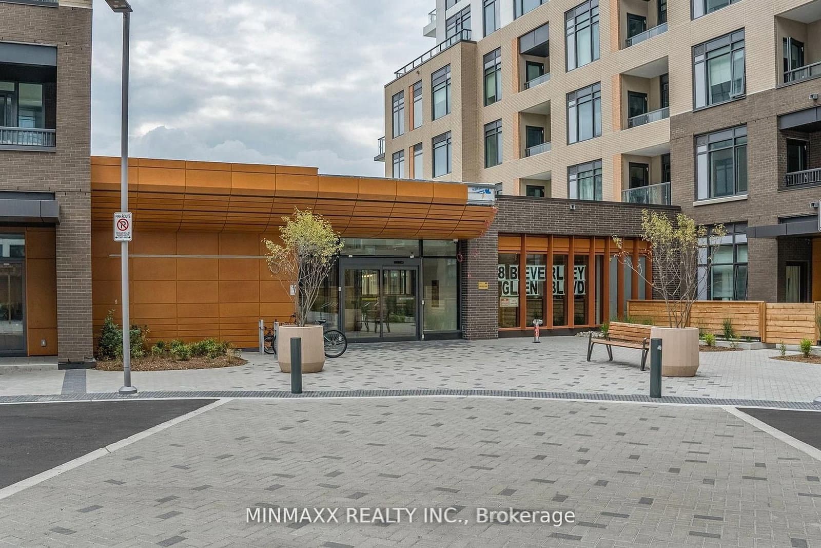 8 Beverley Glen Boulevard, Unit D620 - Image 6