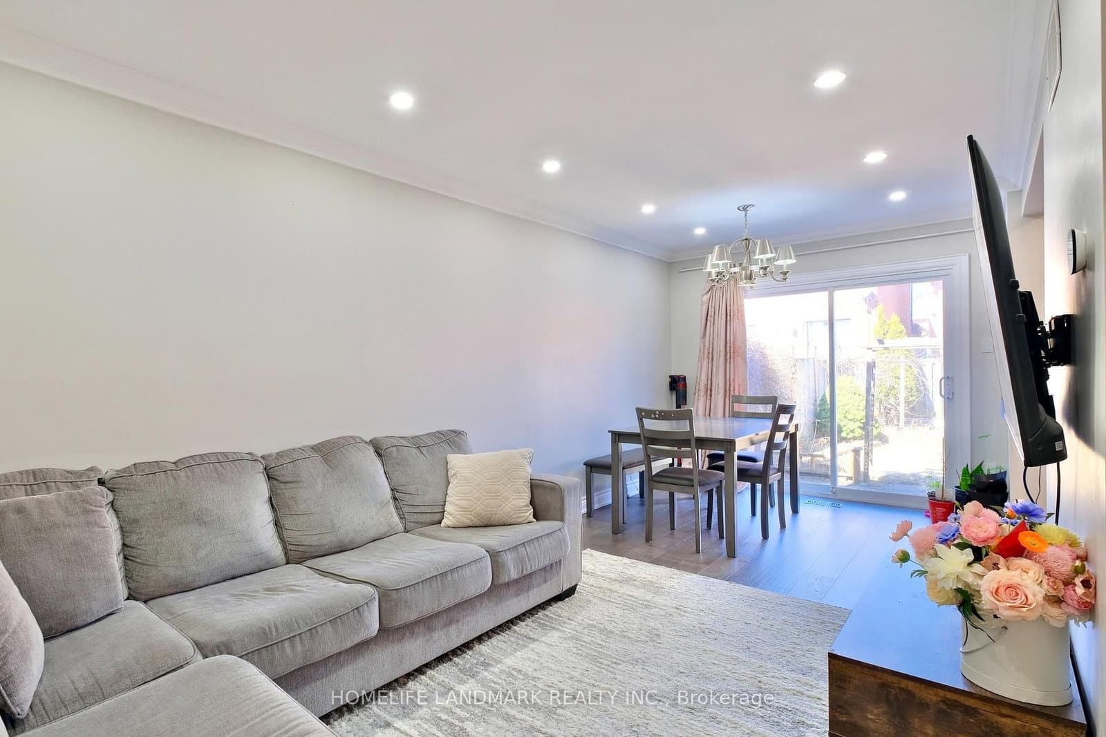 109 Tangmere Crescent - Image 4