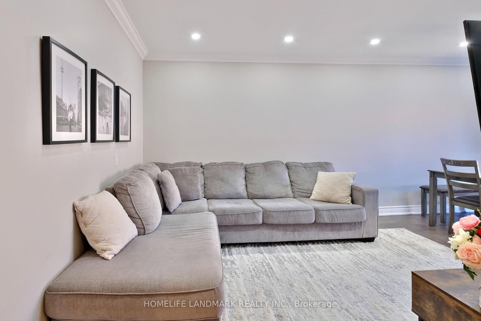 109 Tangmere Crescent - Image 5