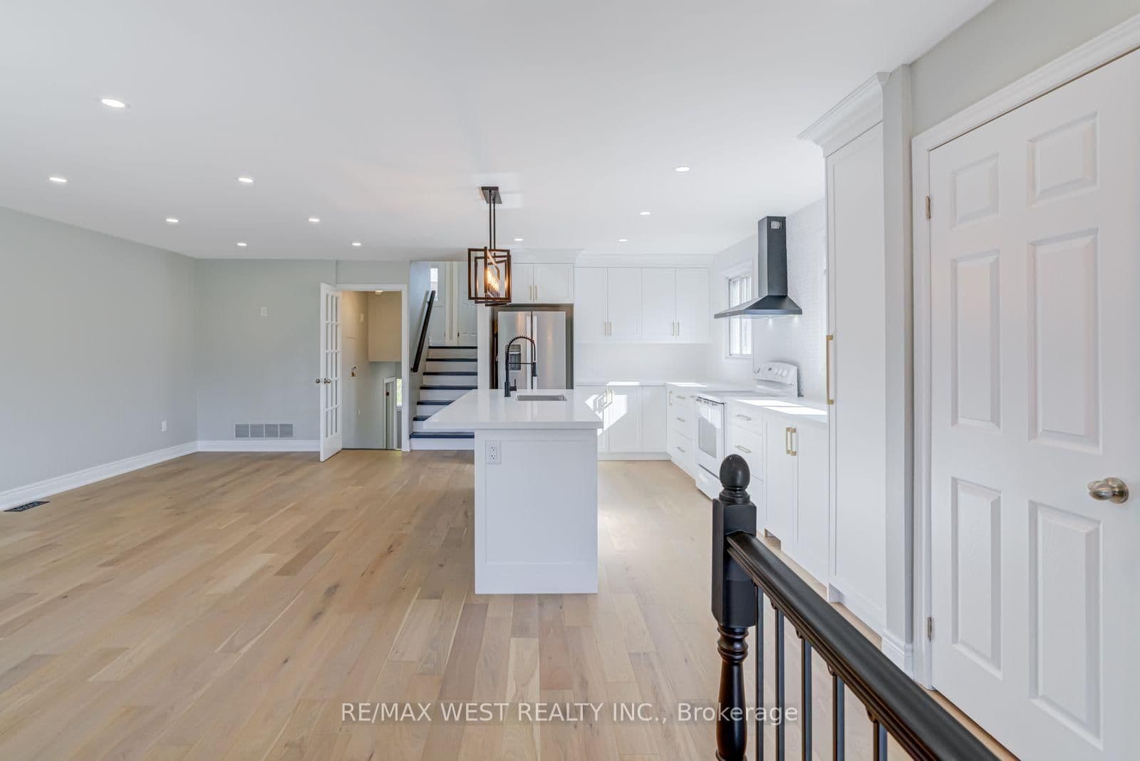 101 Tall Grass Trail - Image 6
