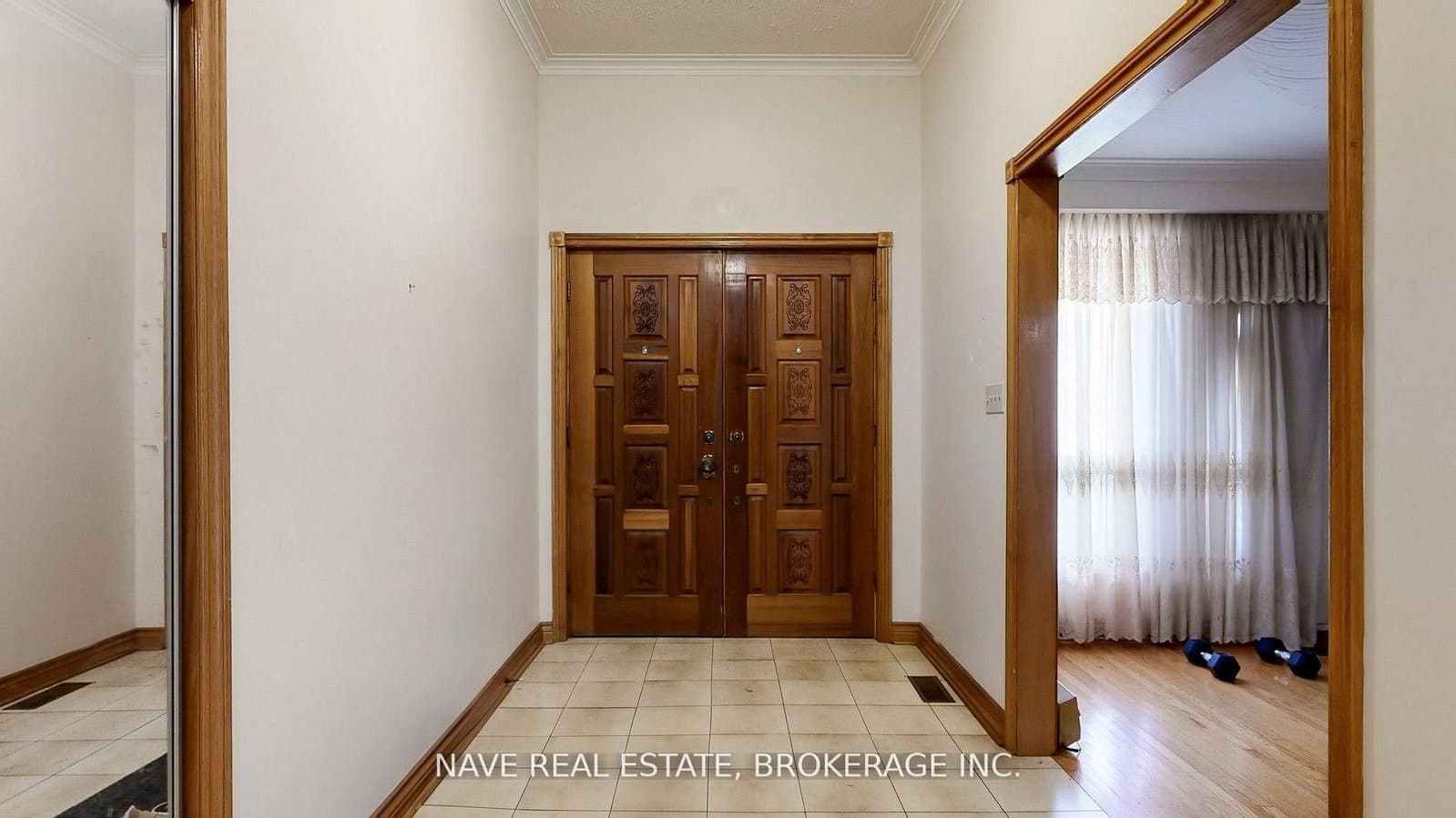 9747 Bathurst Street - Image 3