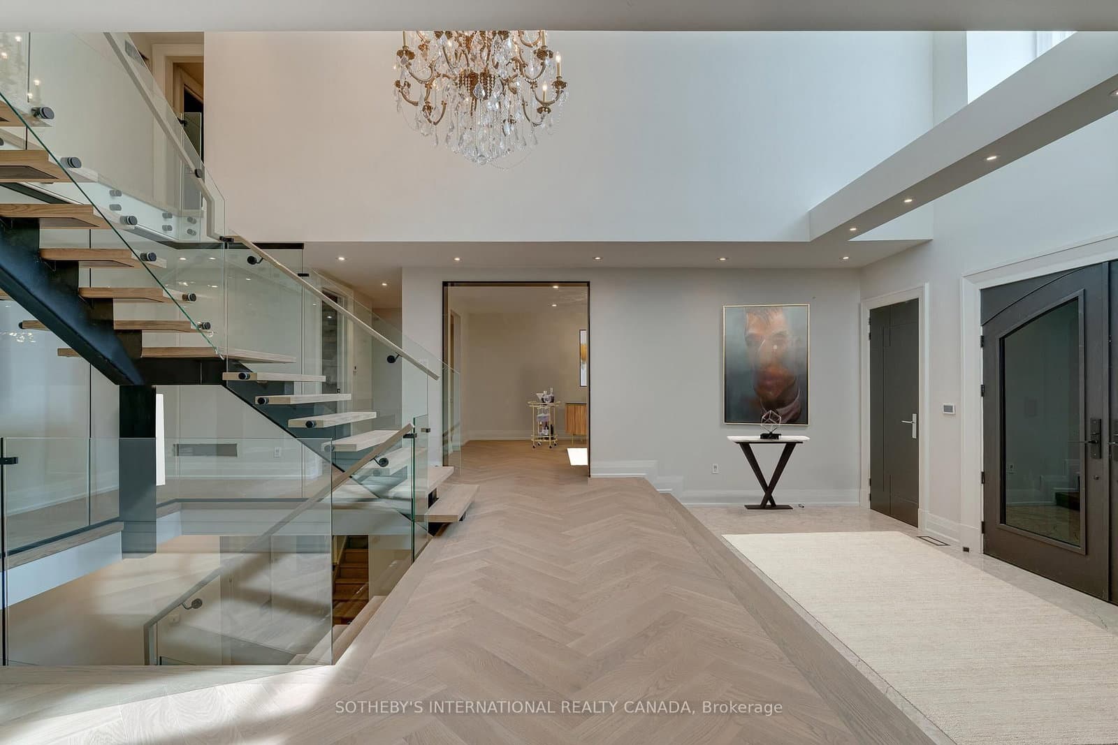 85 Cowan Drive - Image 3