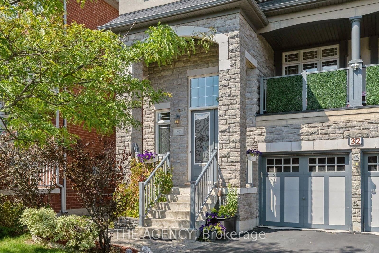 32 Timna Crescent - Image 2