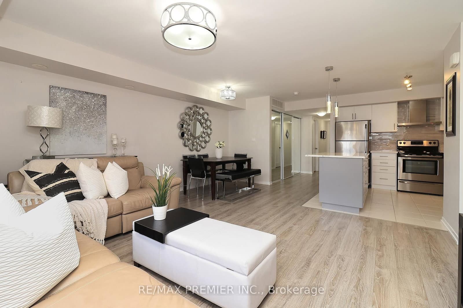 26 Bruce Street, Unit C14 - Image 5