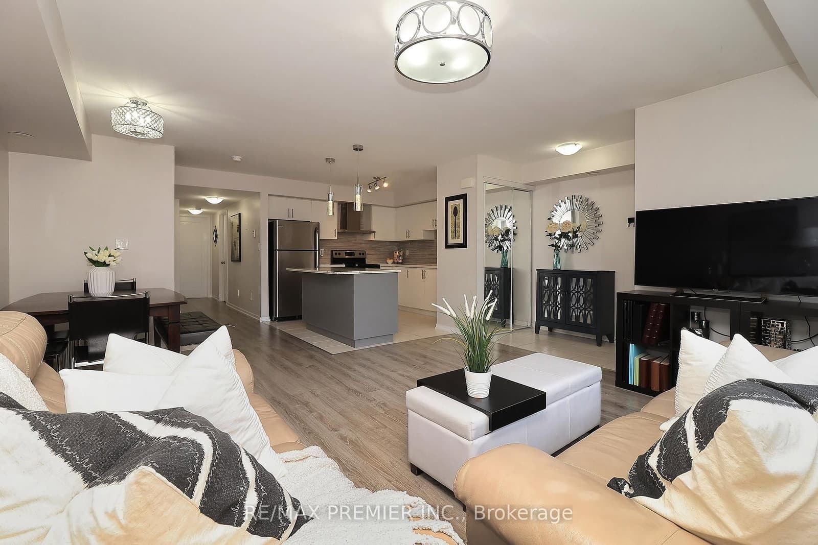 26 Bruce Street, Unit C14 - Image 6