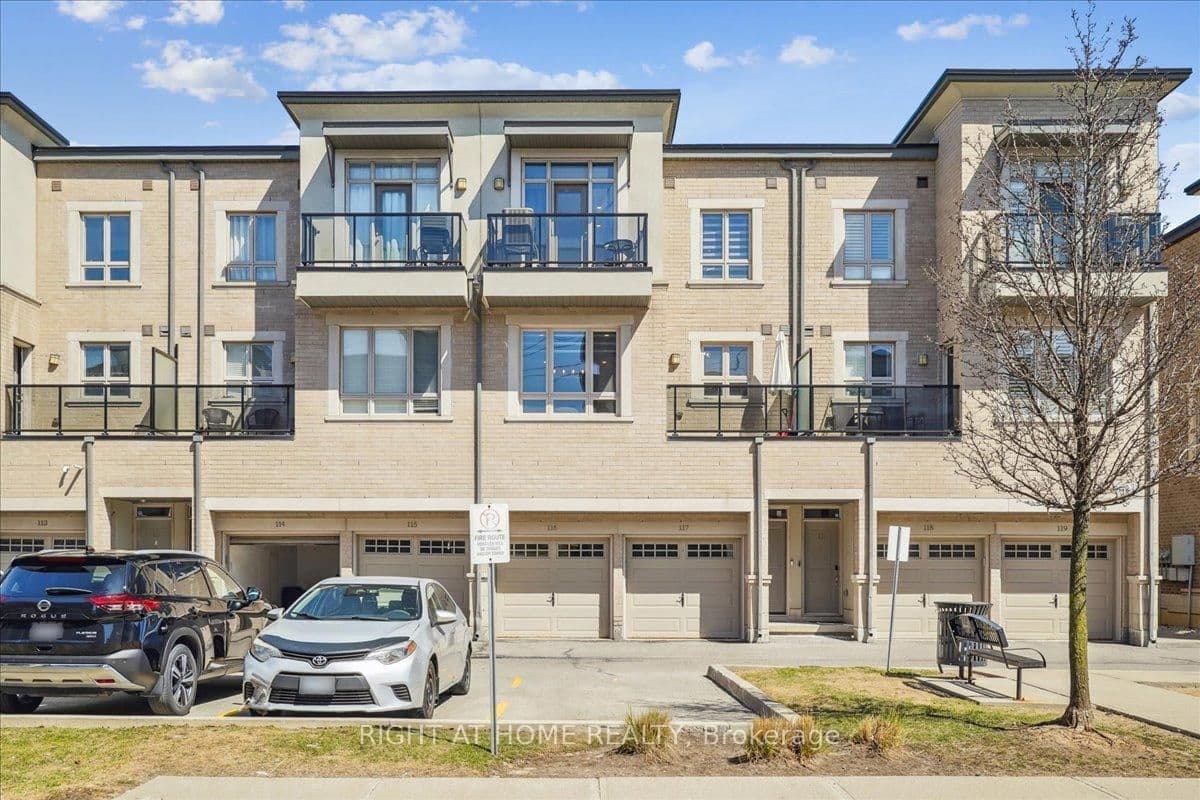 105 Kayla Crescent, Unit 14 - Image 2