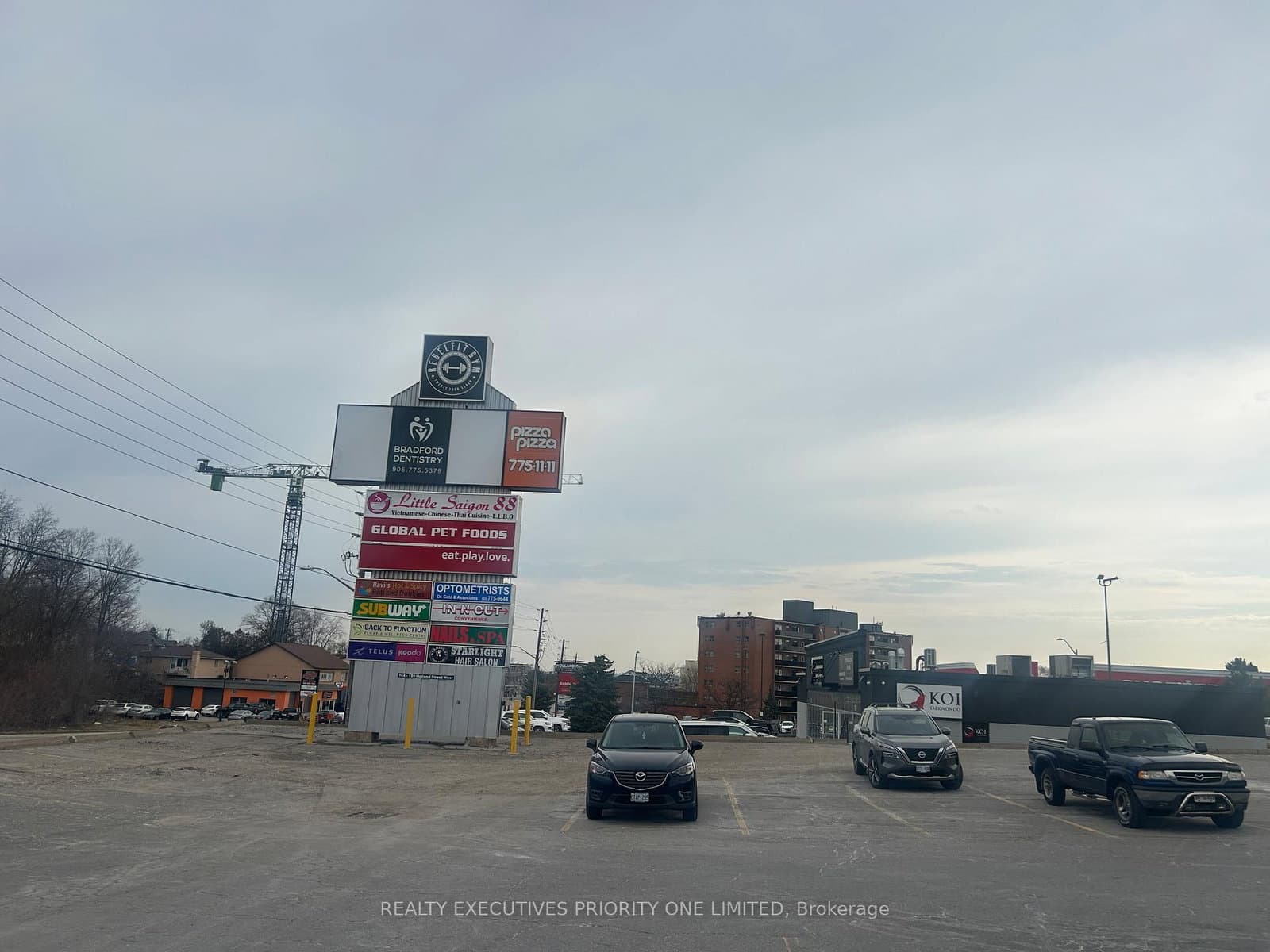180 Holland Street W - Image 1