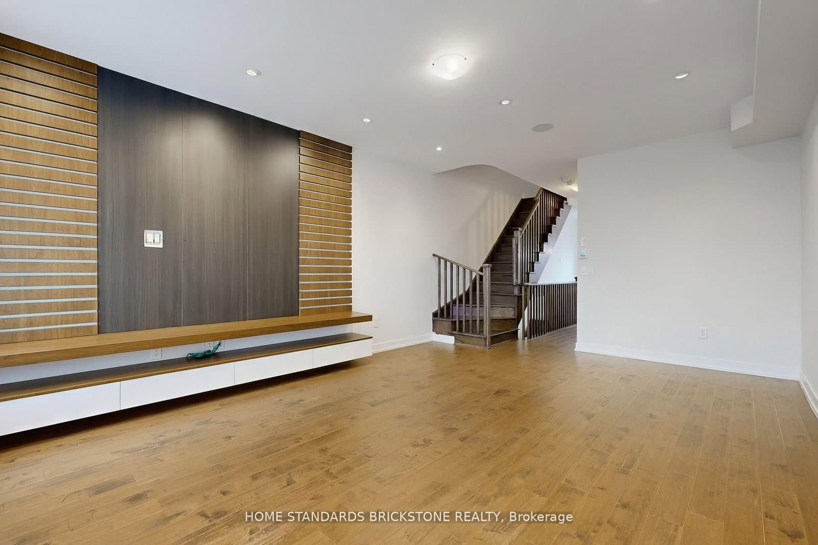 215 Salterton Circle - Image 6