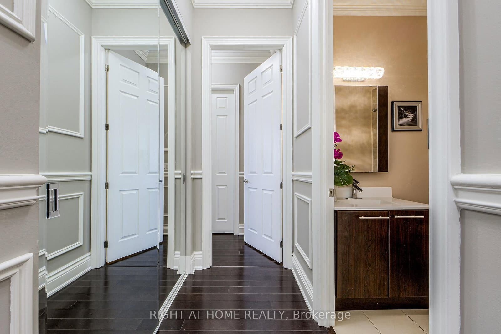 37 Galleria Parkway, Unit UPH2 - Image 2