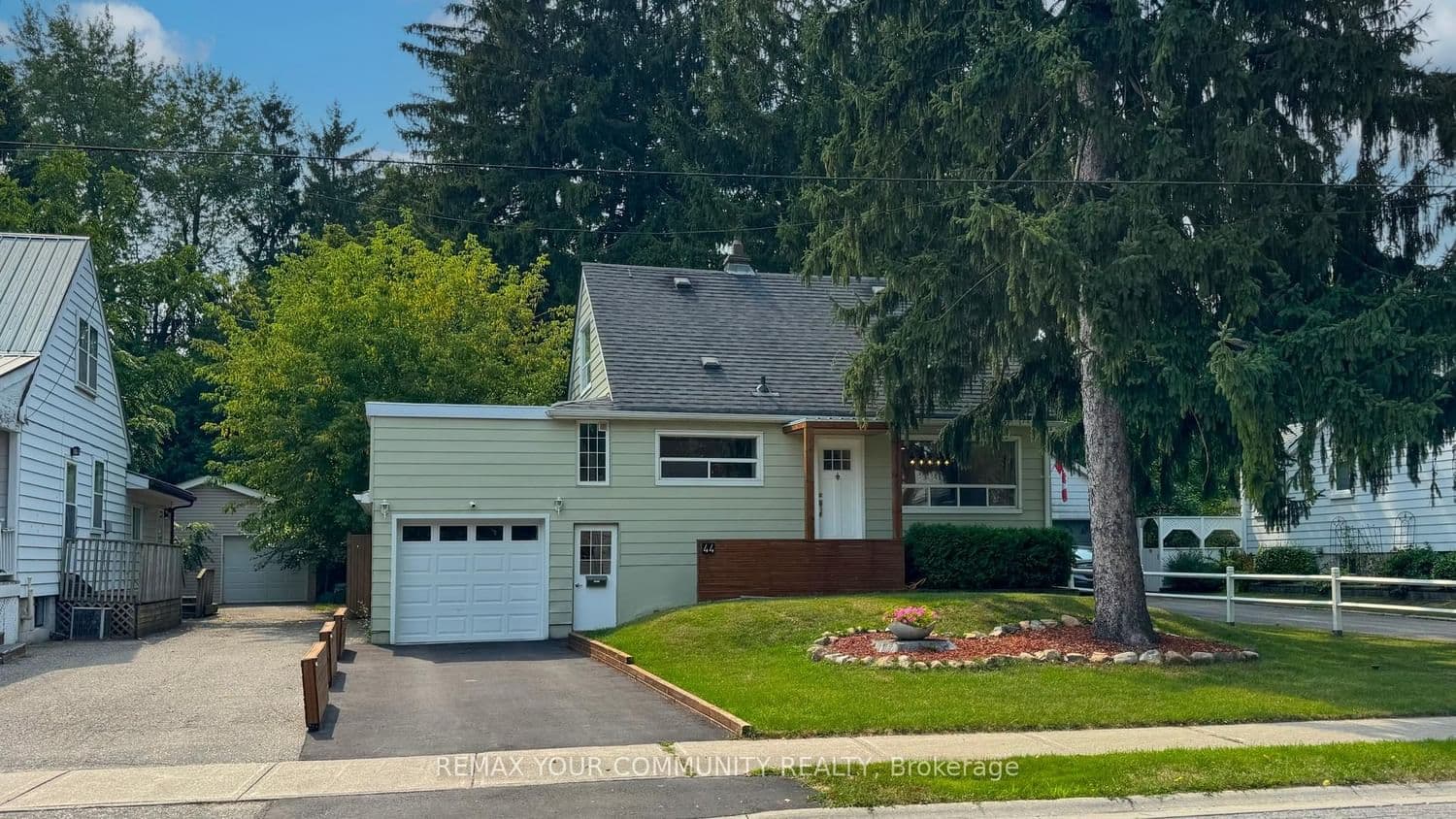 44 Reaman Street - Image 1