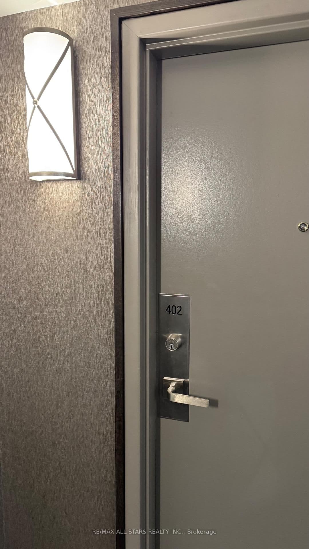 7601 Bathurst Street, Unit 402 - Image 2