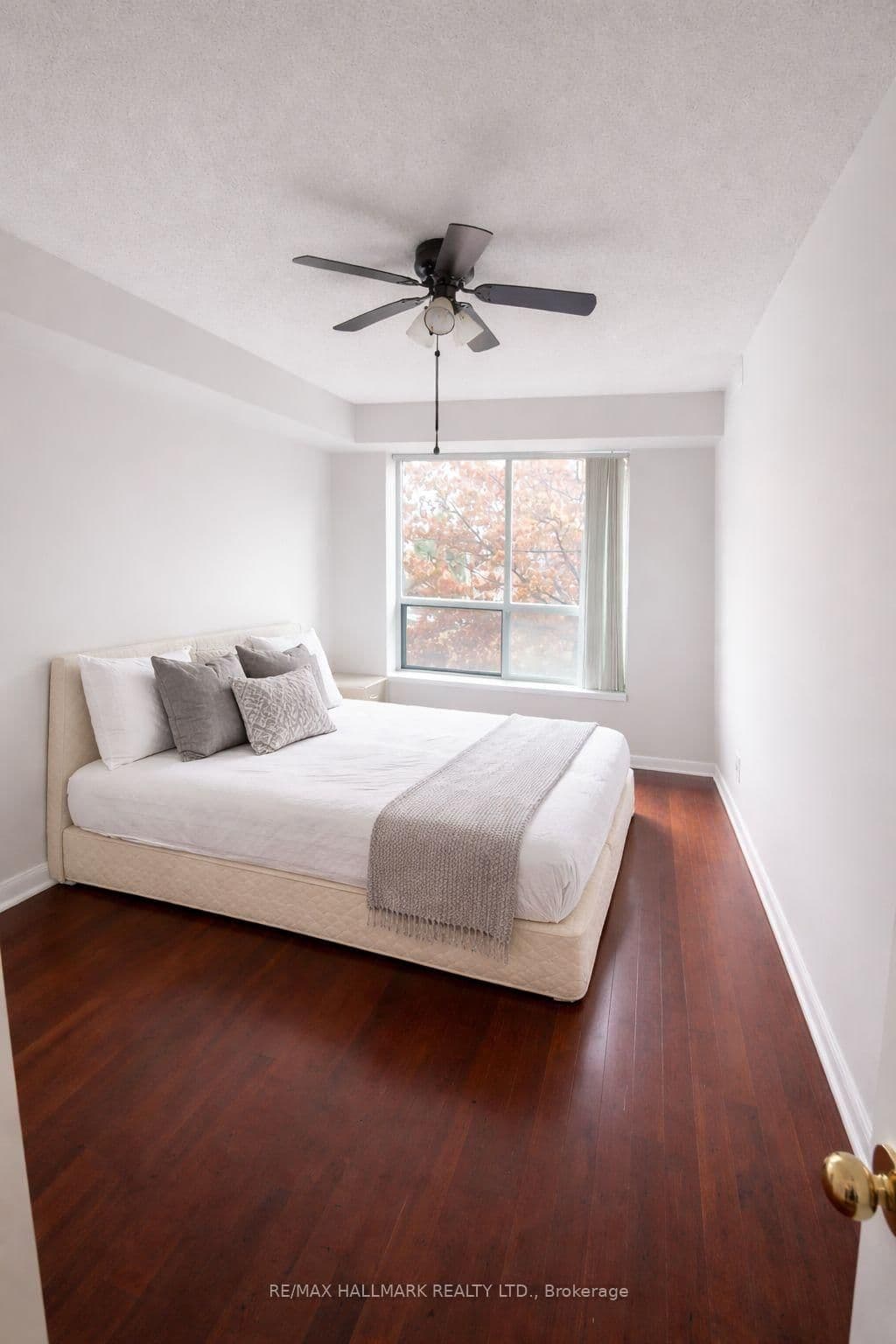 3 Ellesmere Street, Unit 215 - Image 5
