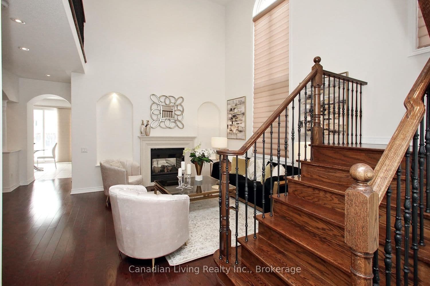 670 Via Romano Boulevard - Image 3