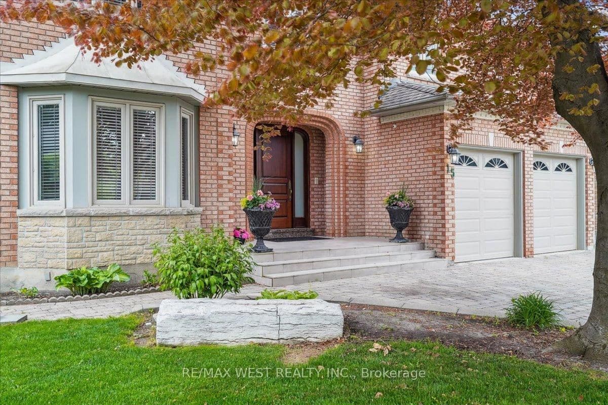 15 Brownlee Avenue - Image 2