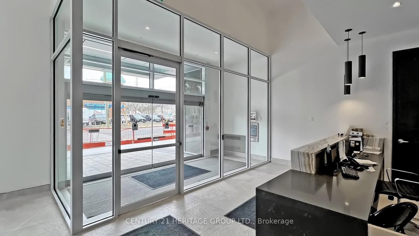 8888 Yonge Street, Unit 1205 - Image 4