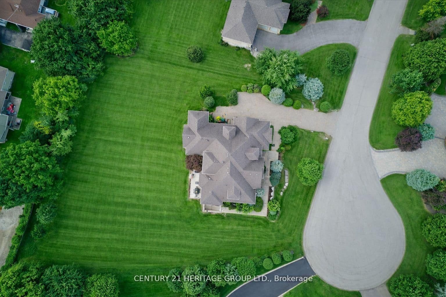 12 Prince Adam Court - Image 5