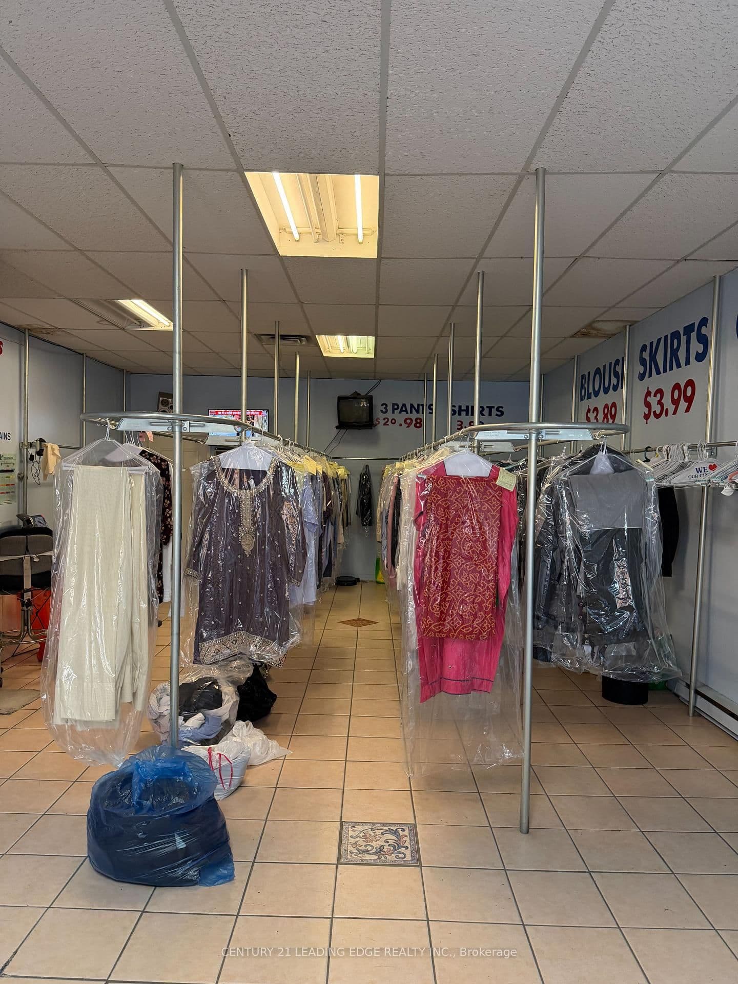 346 Main Street N - Image 3