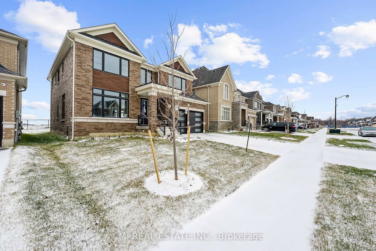 51 Sparrow Way - Image 2