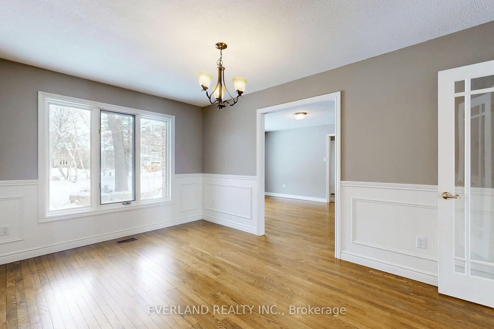 173 Thompson Drive - Image 2