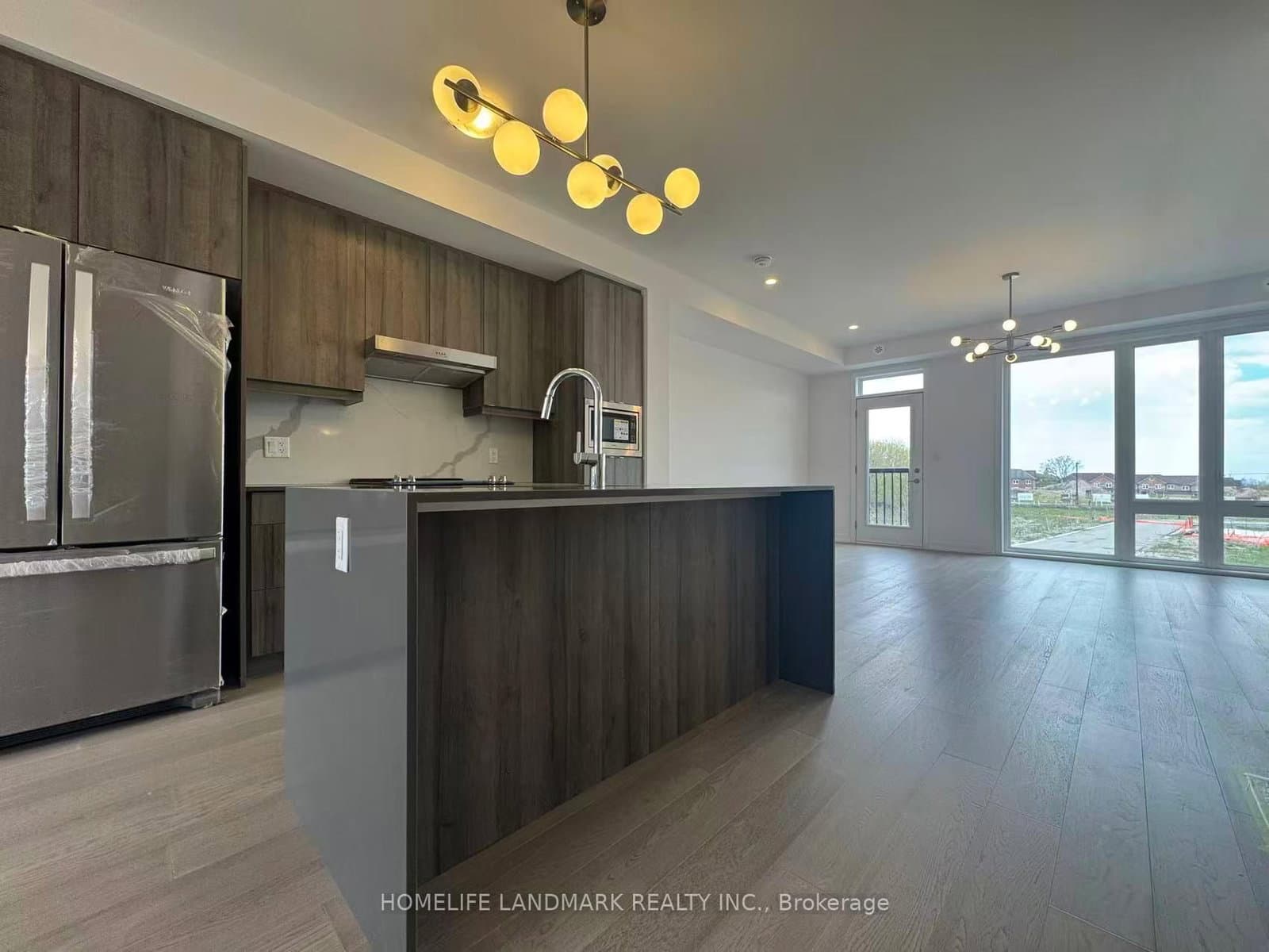 17 Bancroft Lane - Image 2