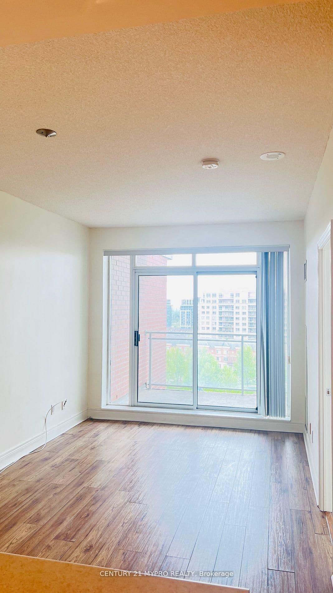 48 Suncrest Boulevard, Unit 1022 - Image 2