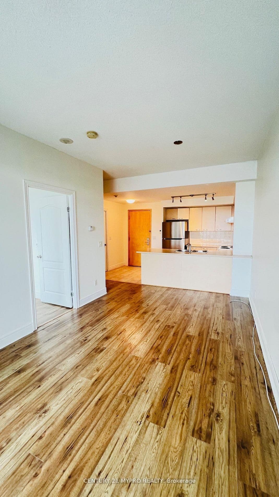 48 Suncrest Boulevard, Unit 1022 - Image 3