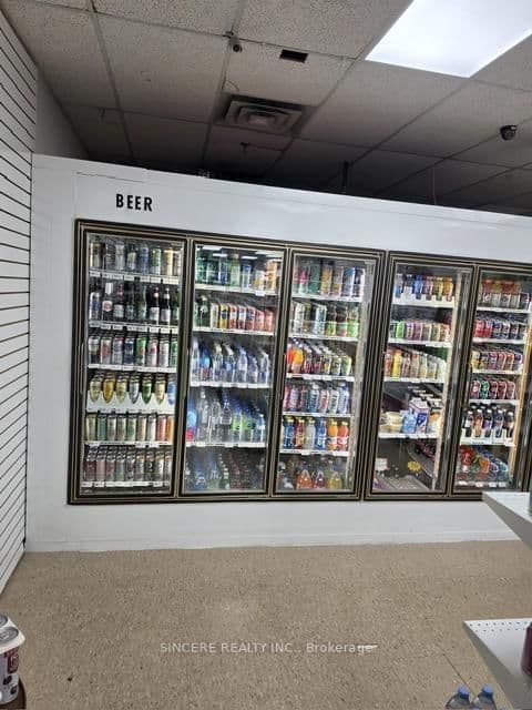 2354 Major Mackenzie Drive W, Unit 5 - Image 3