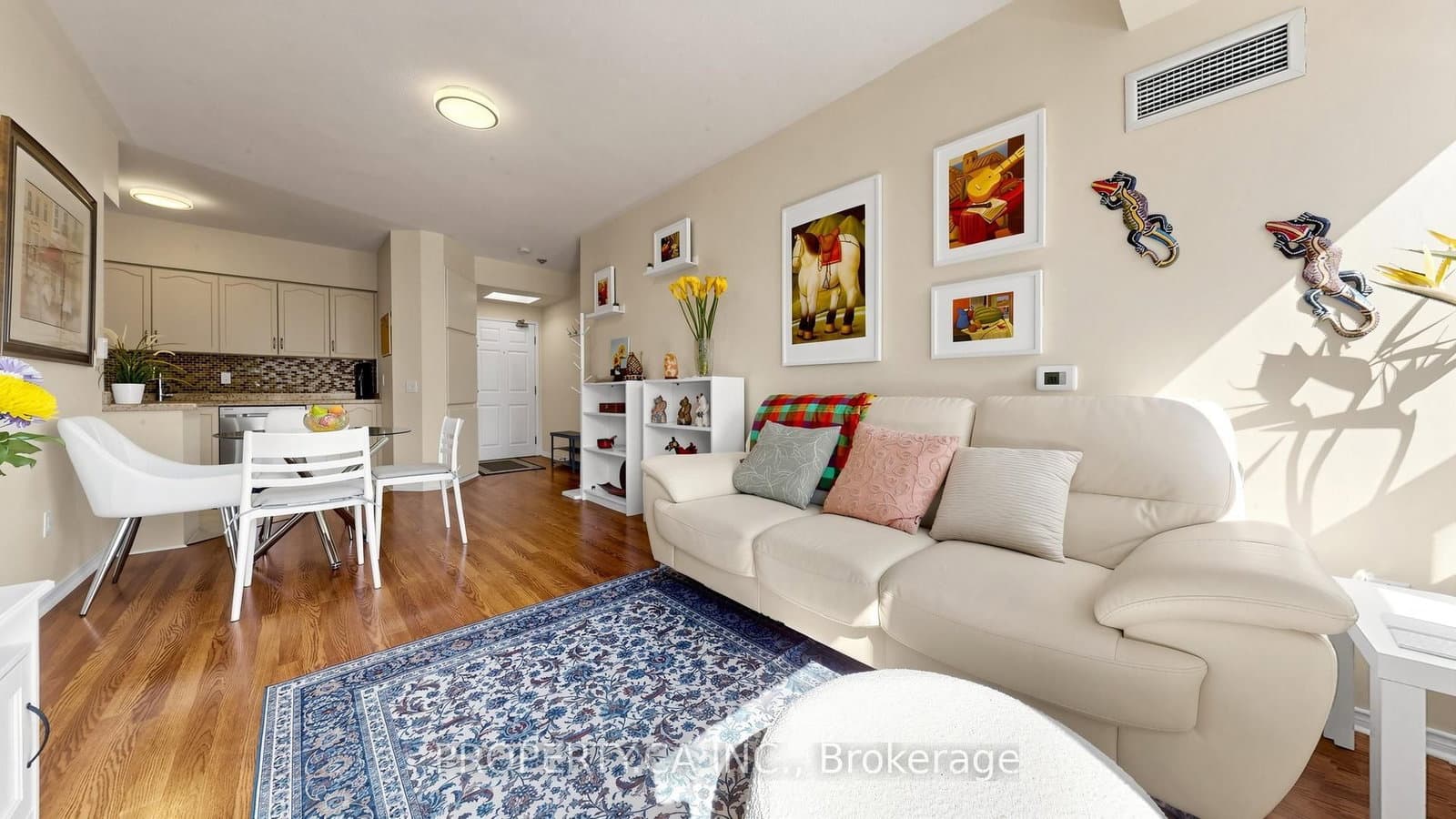 7398 Yonge Street, Unit 107 - Image 5