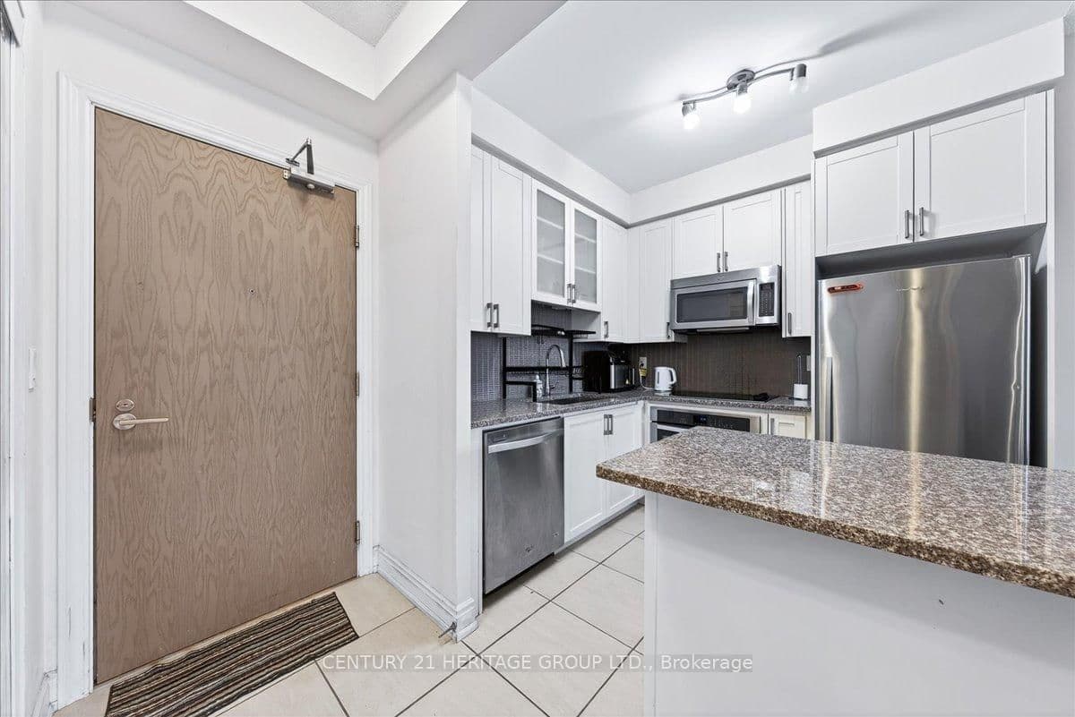 9088 Yonge Street, Unit 510A - Image 3