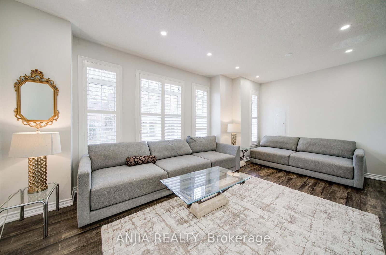 116 Emery Hill Boulevard - Image 4