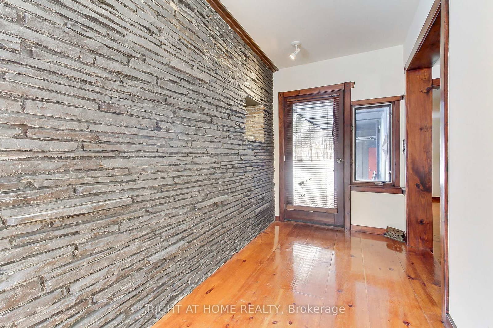 115 Valley Road - Image 4