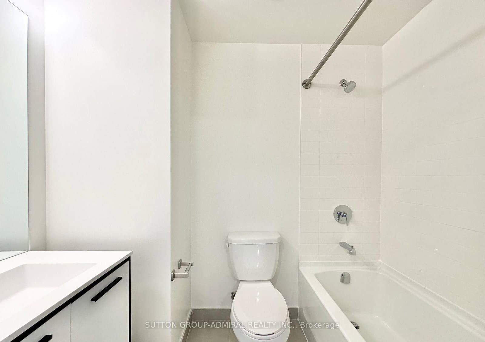 185 Deerfield Road, Unit 304 - Image 3