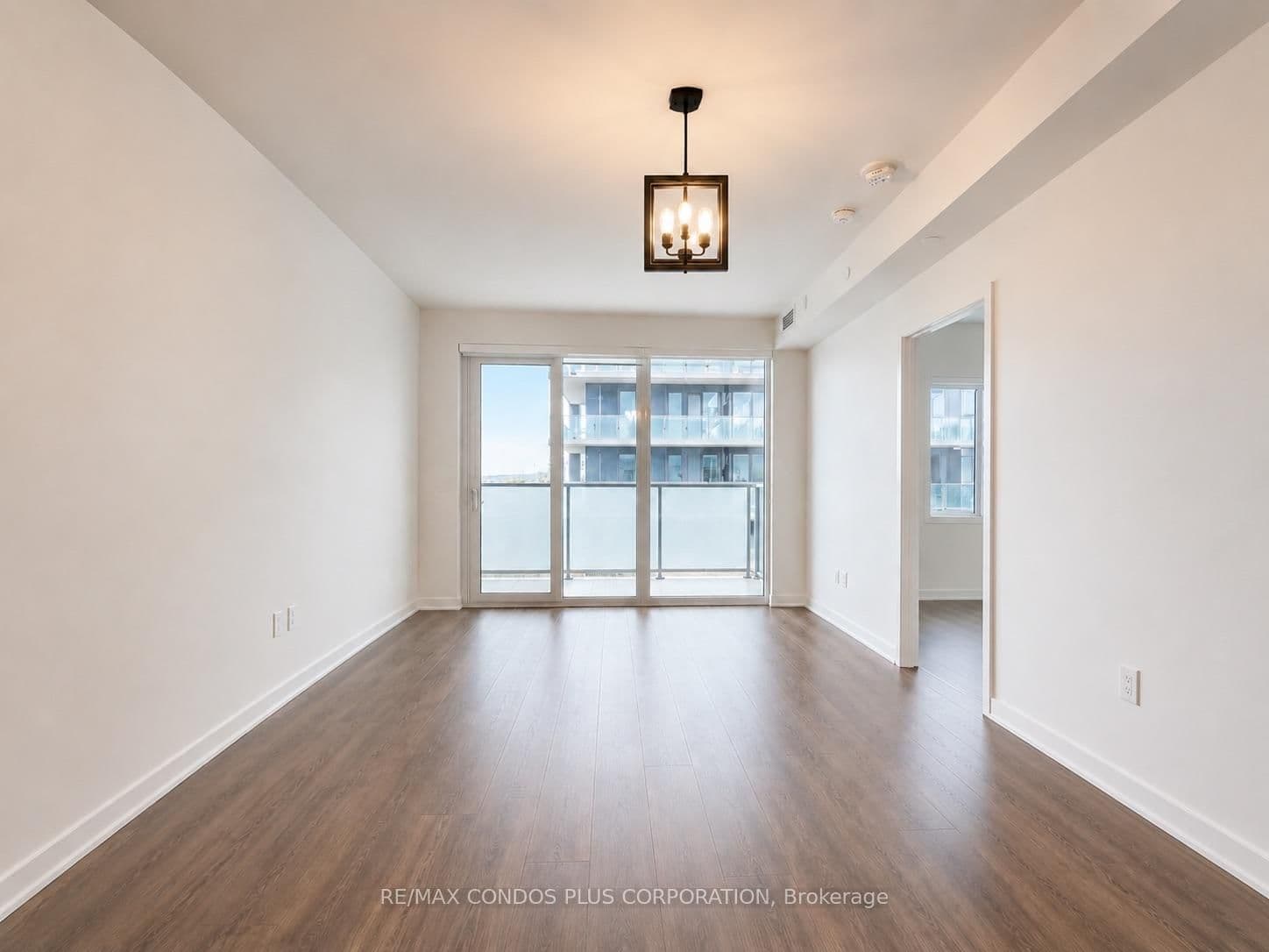 105 Oneida Crescent, Unit 503 - Image 3