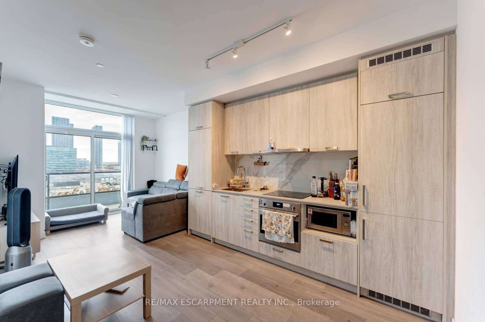 10 Honeycrisp Crescent, Unit 1120 - Image 5