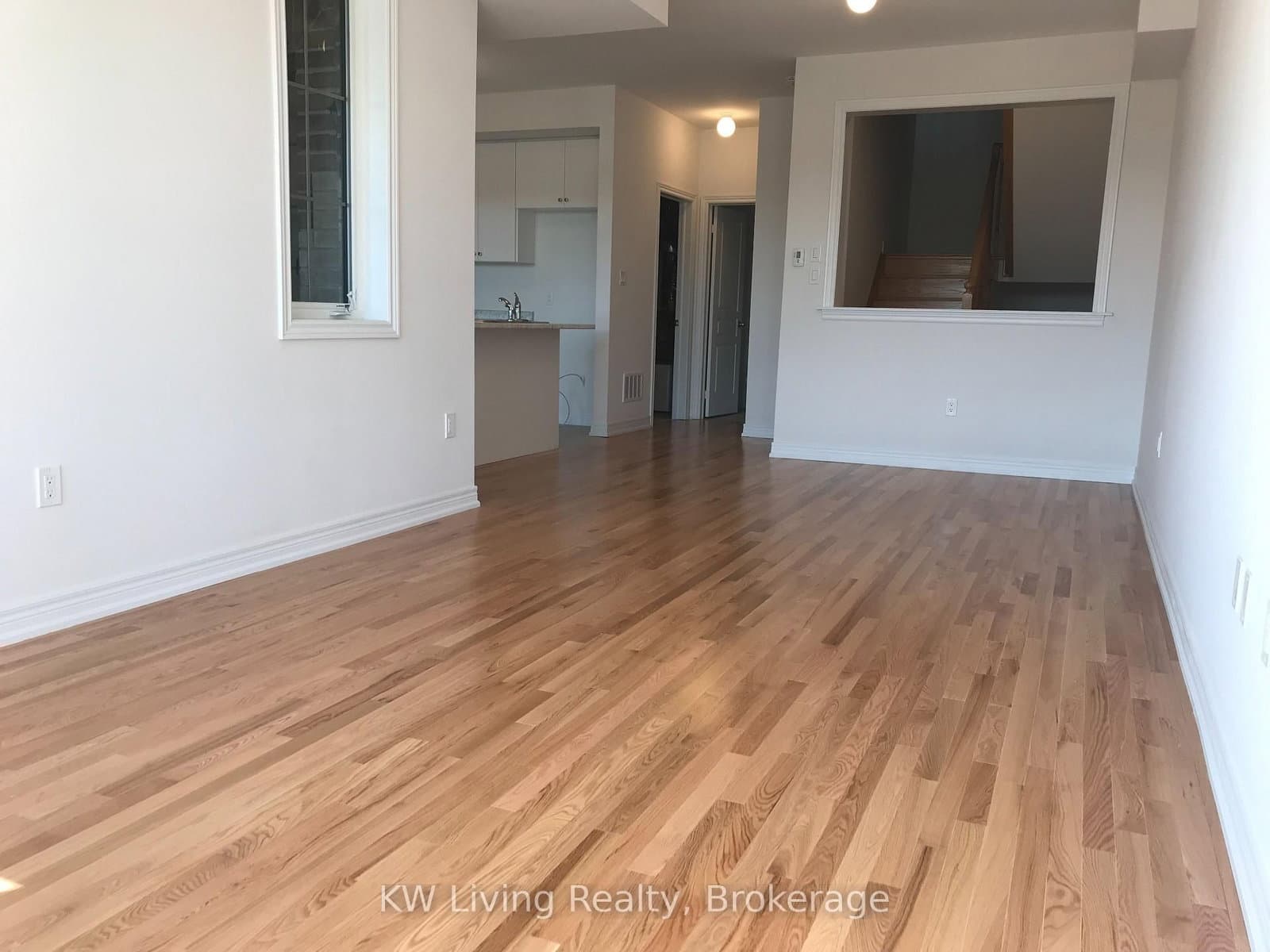 8 Nipigon Avenue - Image 6