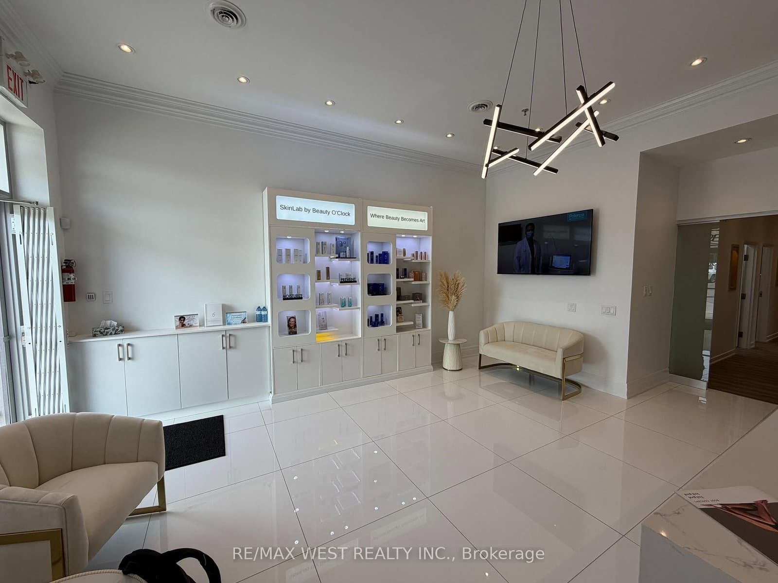 1390 Major Mackenzie Drive E, Unit A4 Rm#1 - Image 4